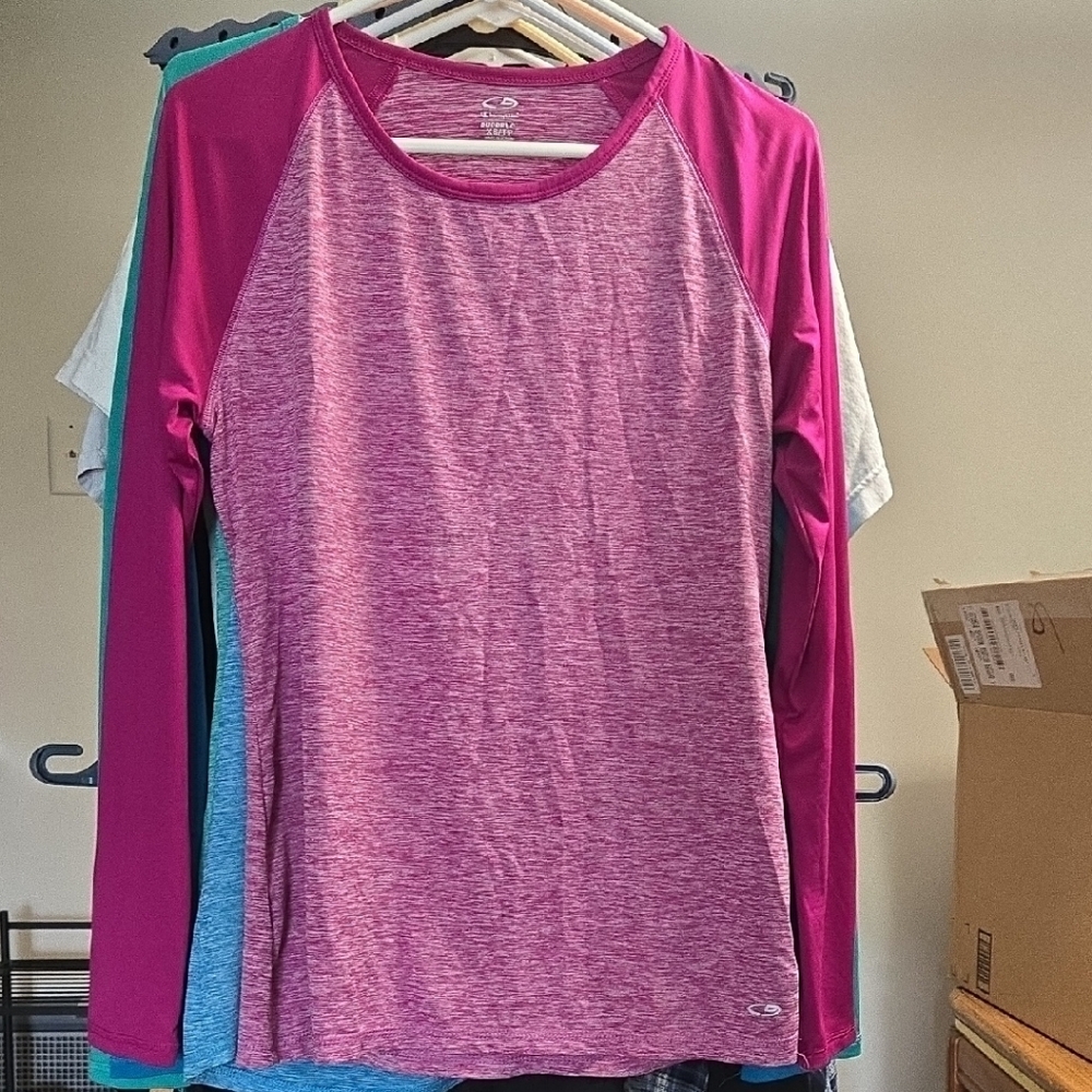 Women's XS Pink Long Sleeve Top